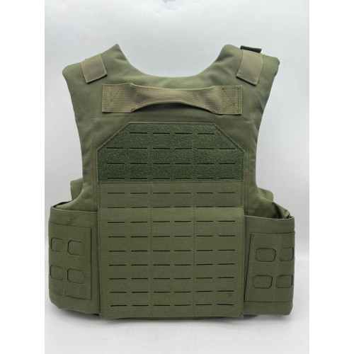 Полностью укомплектованный бронежилет Бр5 класса защиты в Великом Новгороде