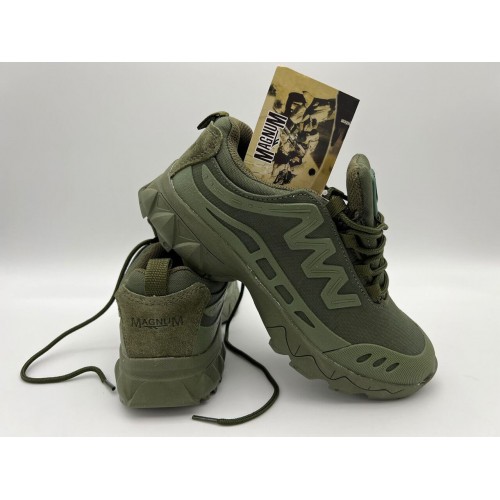 Треккинговые кроссовки «MAGNUM» летние в Великом Новгороде